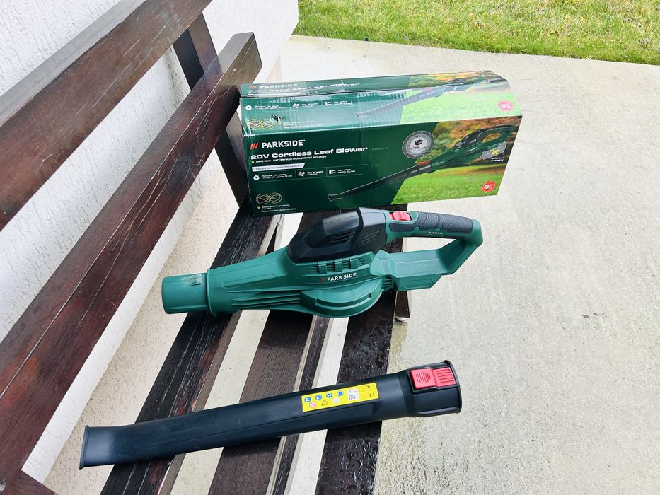 Vând Suflantă frunze Parkside pe acumulator 20v