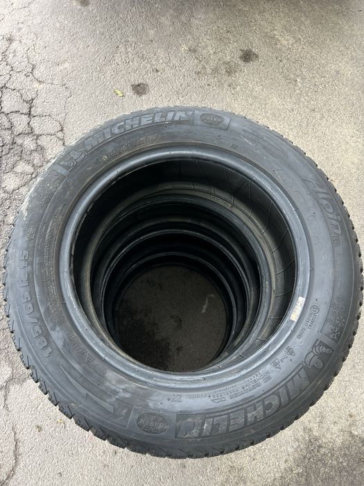 Vand set de cauciucuri cu jante Michelin vara si iarna 185/65R15