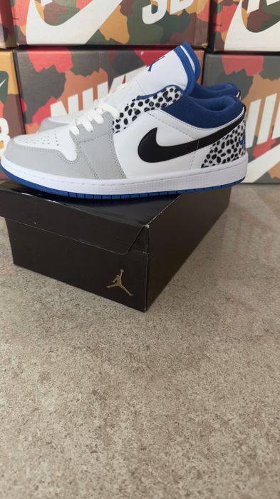 Nike Air Jordan 1 Low True Blue (nu Adidas, Gucci, LV, Balenciaga,Dior