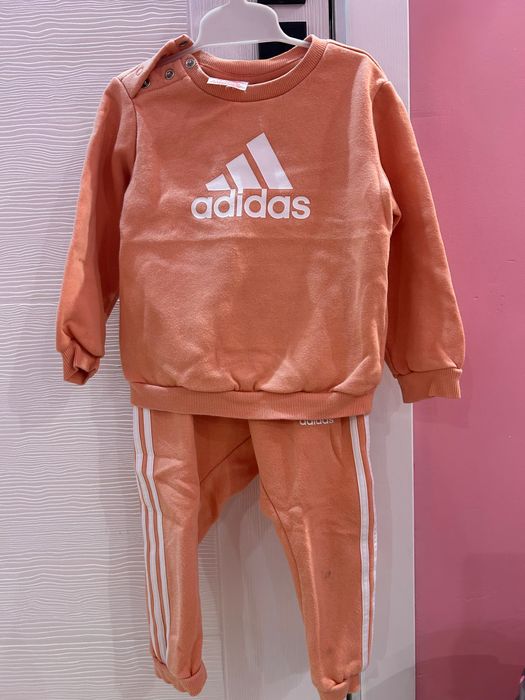 Дрехи за близначки