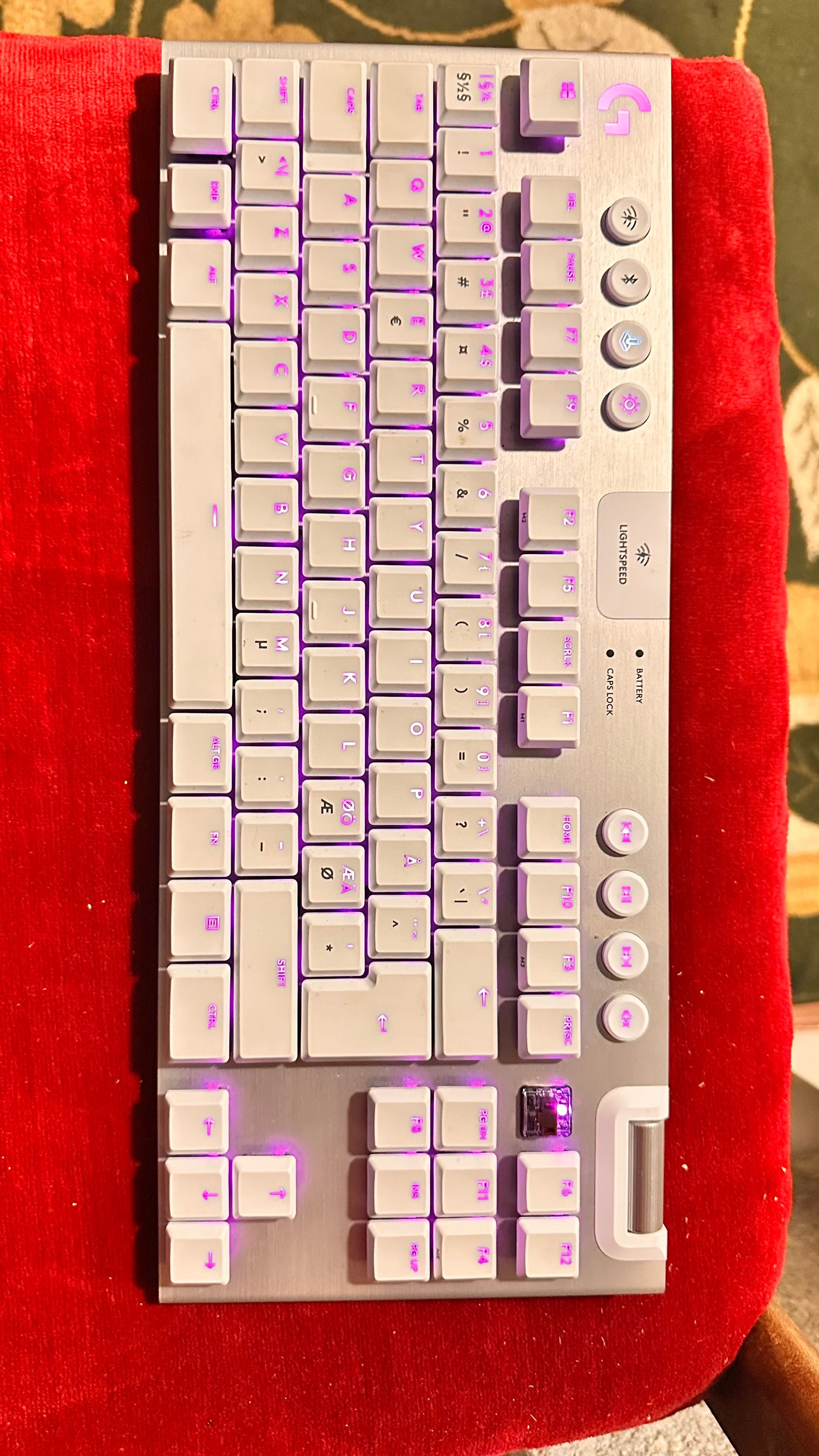 Logitech G915 TKL