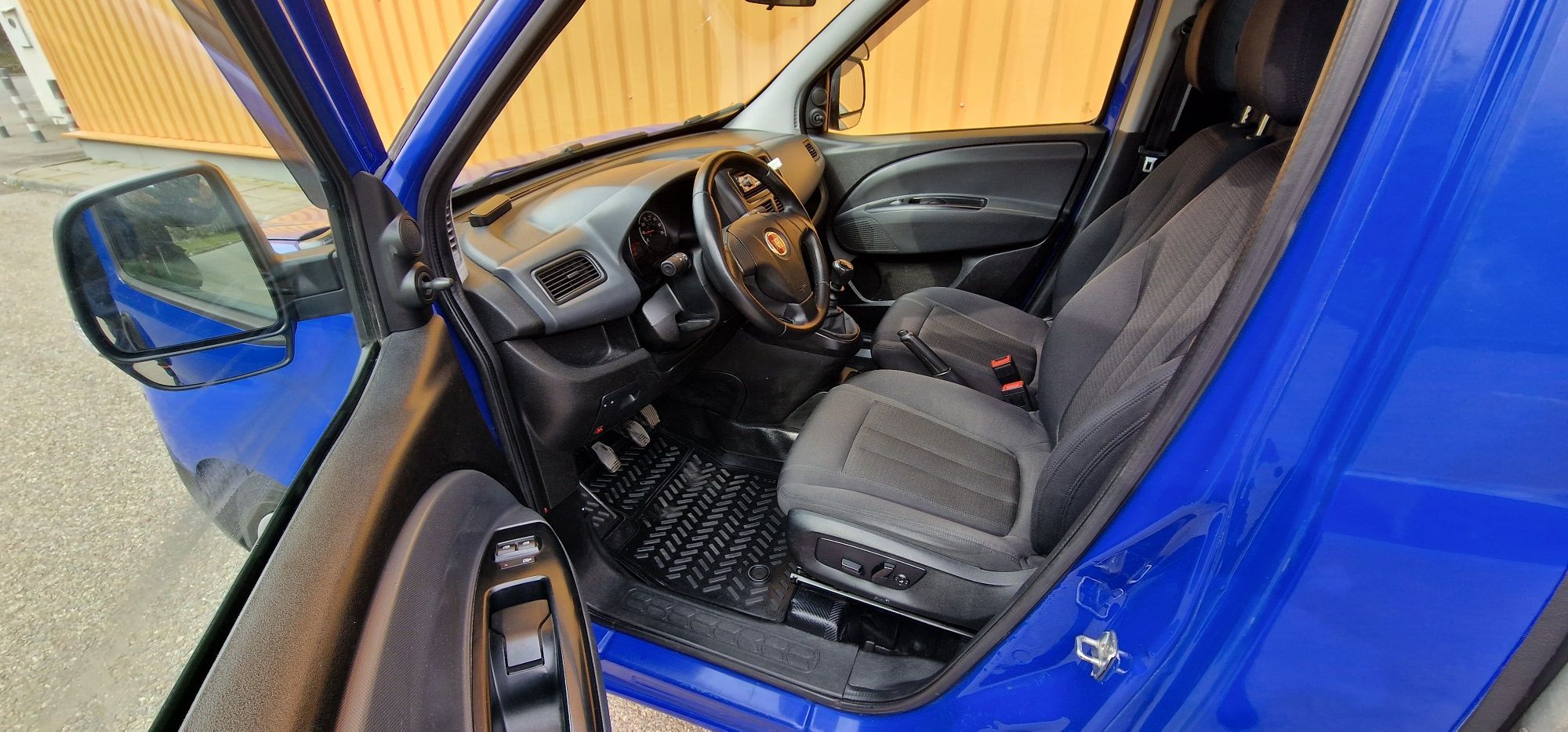 Vând Fiat Doblo work-up