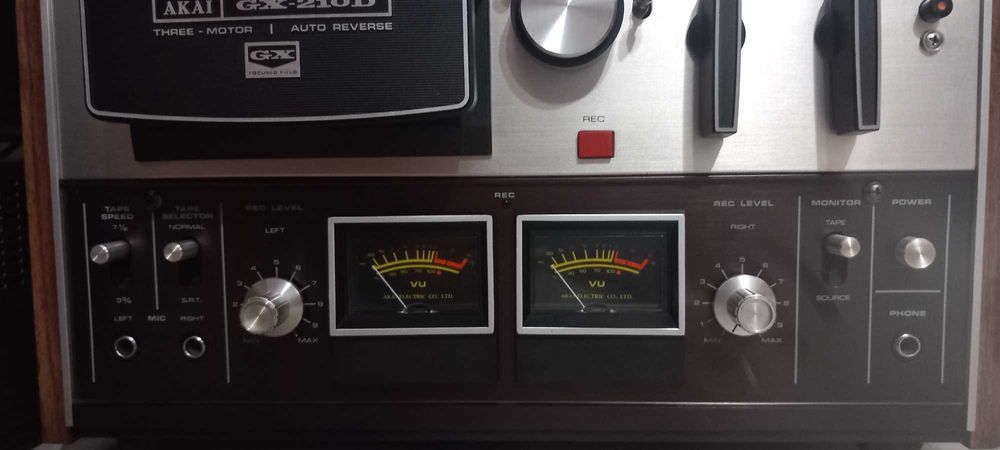 Akai 210D,linie Technics +Boxe Technics