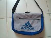 vand geanta sport ADIDAS .produs calitate import Germania ca noua.