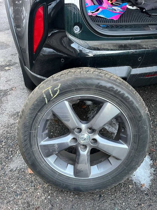 шины 4шт с дисками (зимняя)