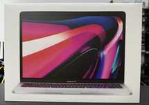 Macbook Pro 13  an 2022 Pret 3750 lei