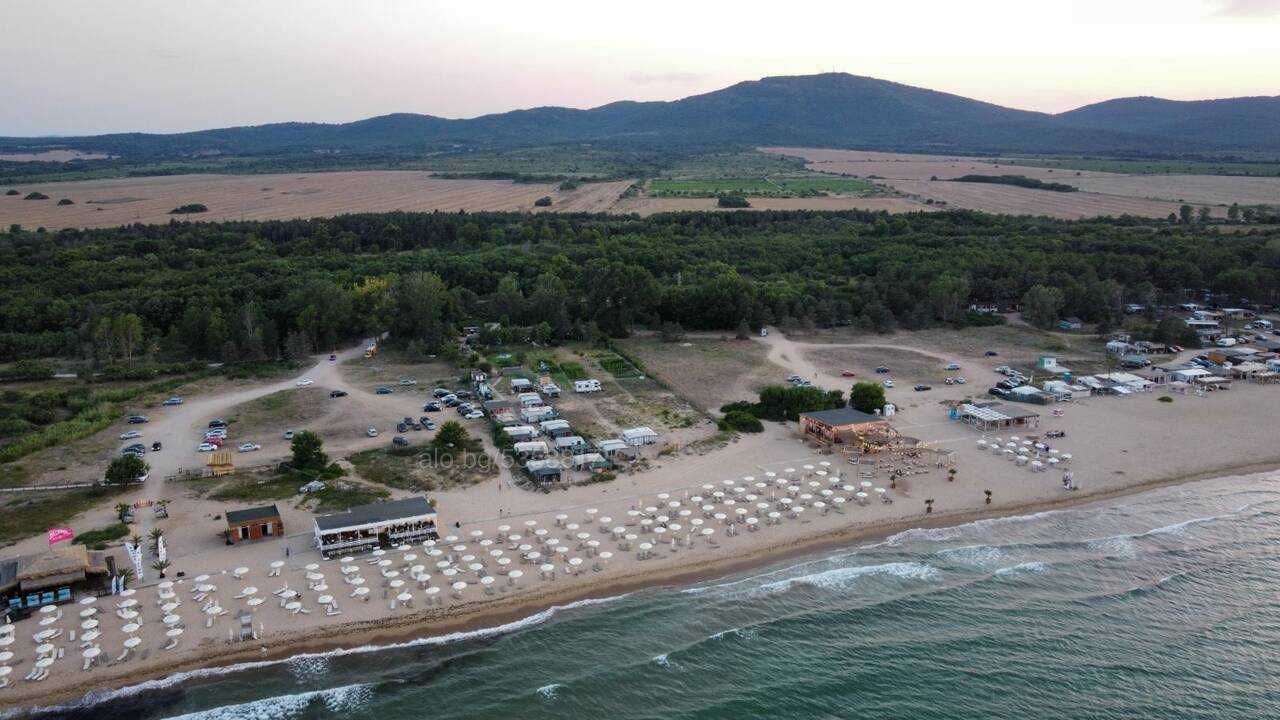 На къмпинг Градина - СОЗОПОЛ -парцел  857кв. м