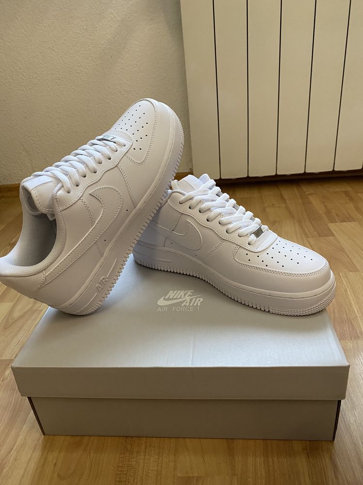 Nike Air Force 1  44/44/5