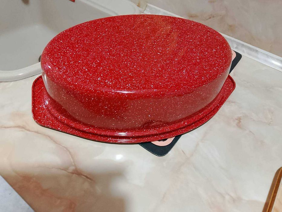 Тава с капак нова!