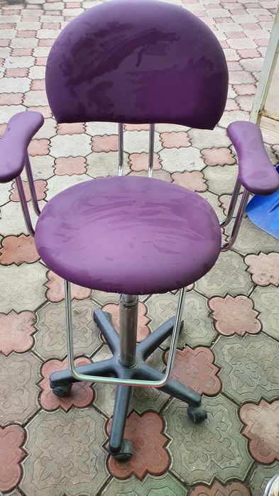 Детские парикмахерские кресла