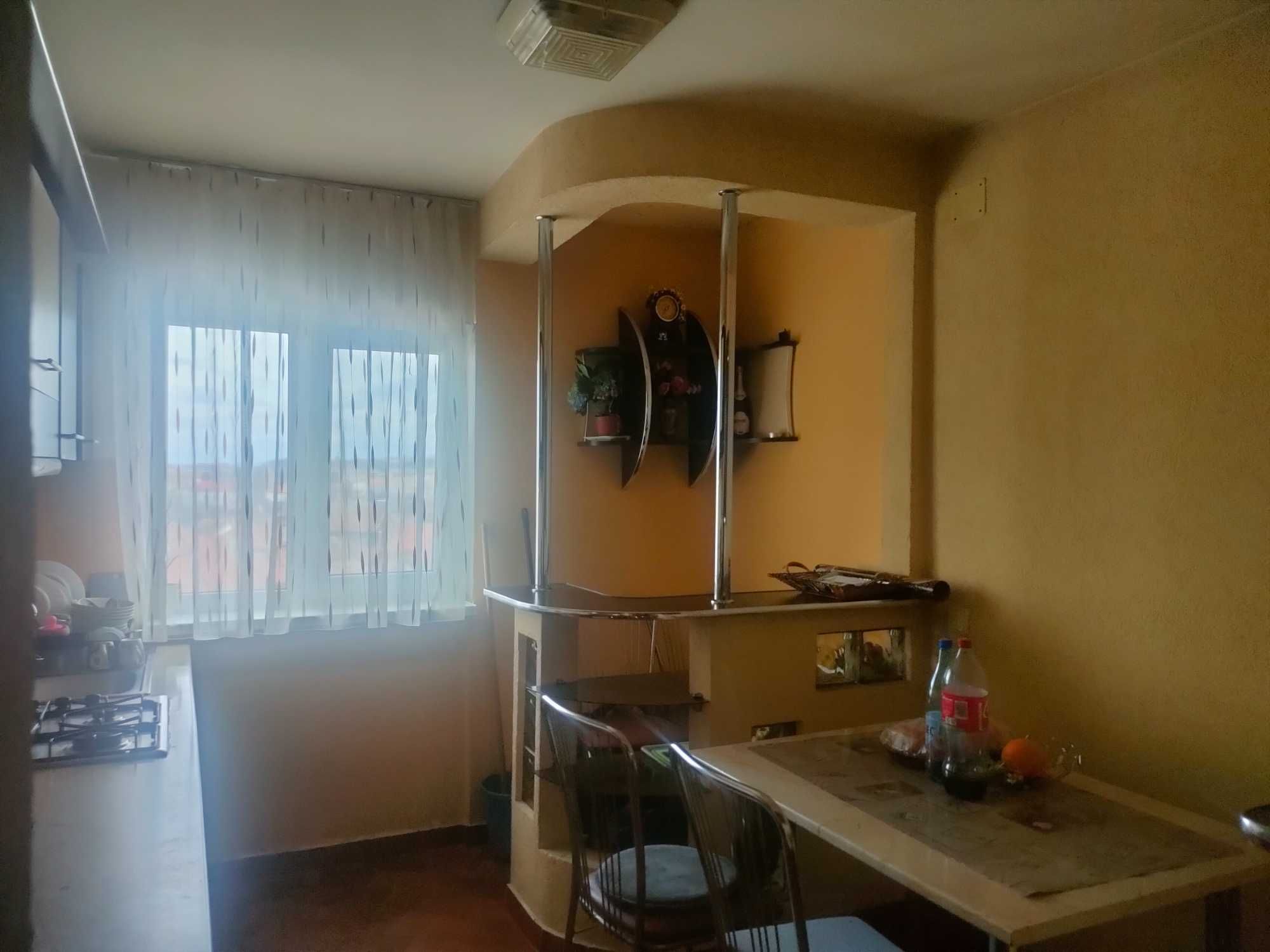 Apartament 2 camere de vânzare