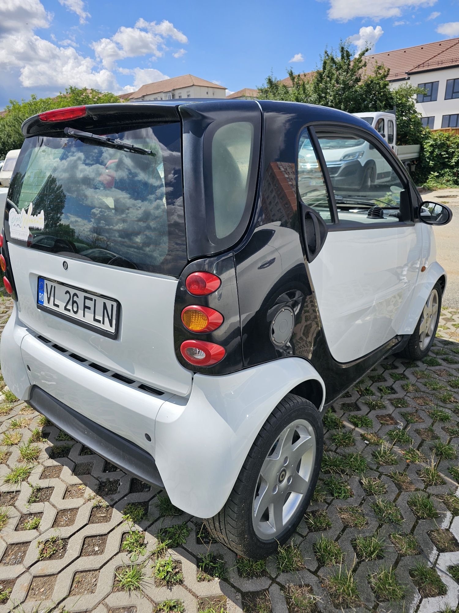 Smart Fortwo,consum mic,perfect pentru traficul urban!