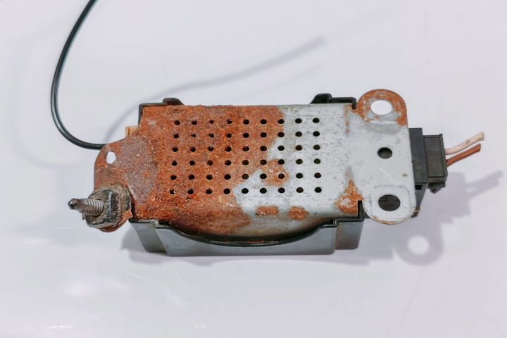 Amplificator Antena 1K6035570F Volkswagen VW Golf a 5-a generatie