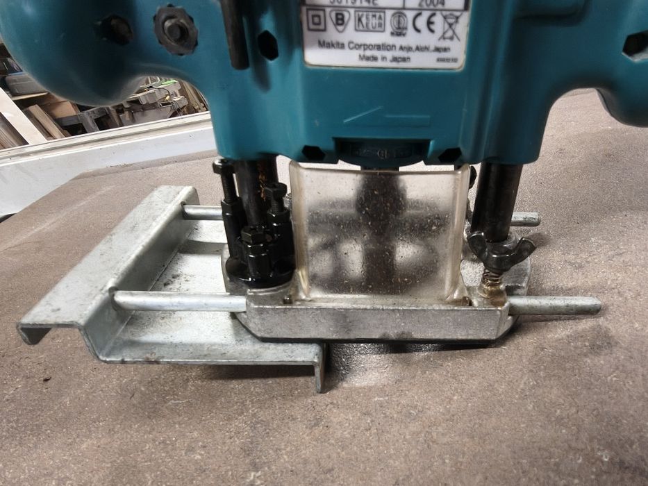 Оберфреза Makita 3620