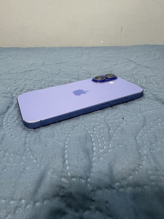 iPhone 16 256GB ОТКЛЮЧЕН