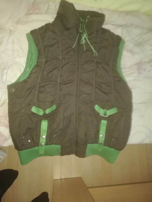 Vesta femei mărimea 42