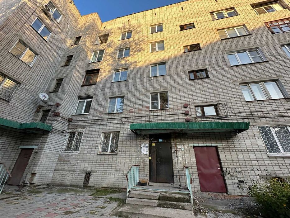 2х, 2 ЭТАЖ, Прохладная, 51м2, лоджия, кирпич, 1988г.п. Бажов 343/3