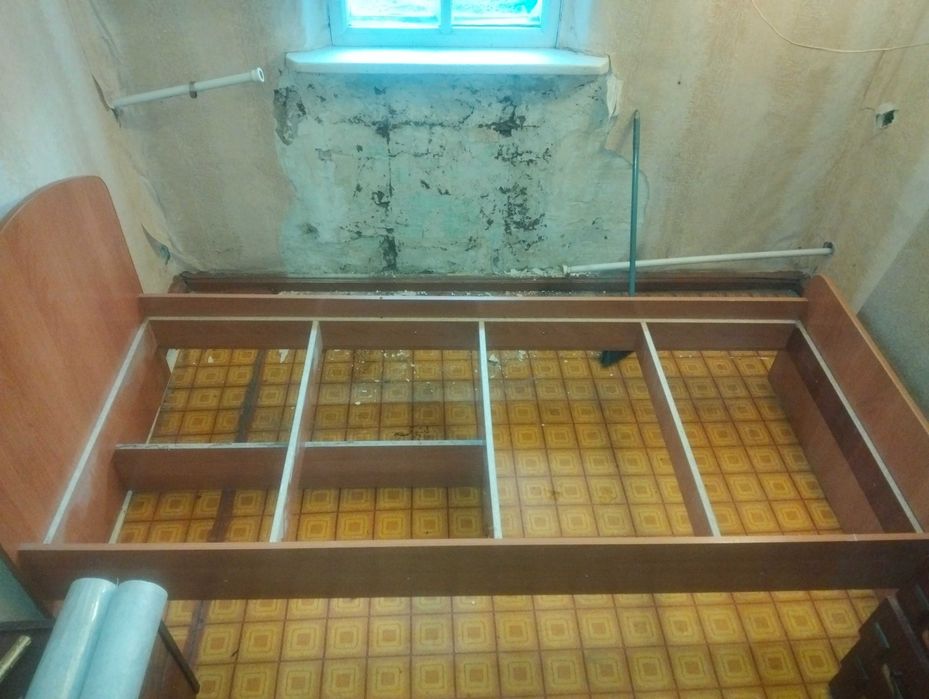 Кровать 10000 тг