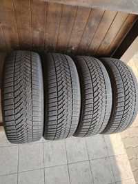 205/55 R17 Semperit Spee-Grip cu buză M+S