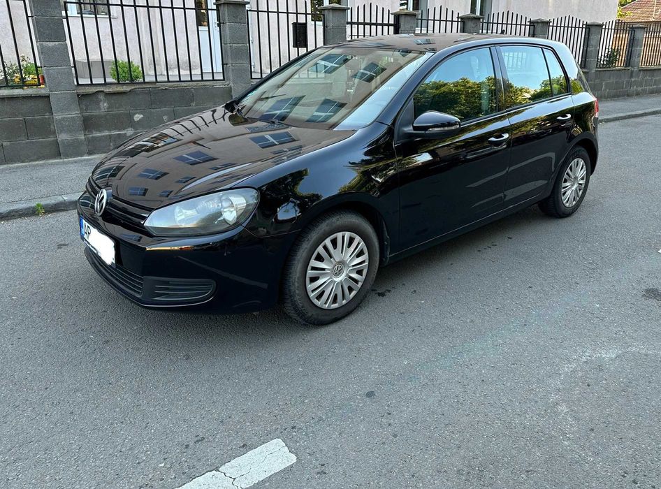 Volkswagen Golf 6 1.6 TDI, 105 CP, 2011