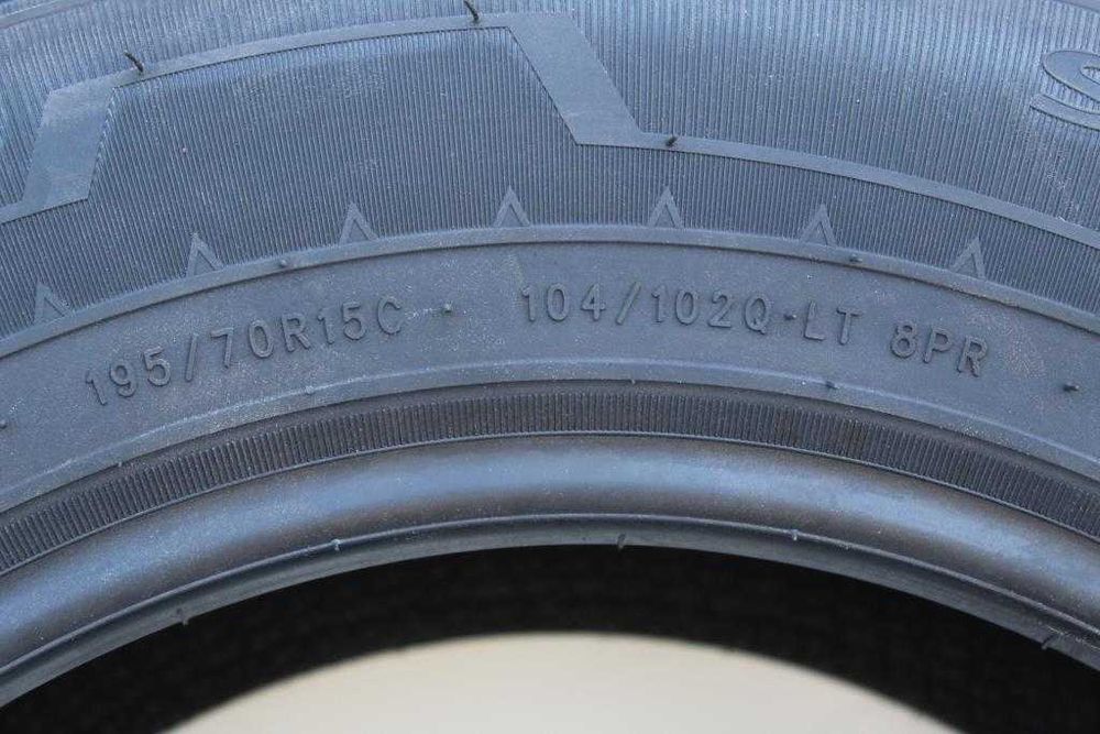 Anvelope iarna noi 195/70 R15C Triangle