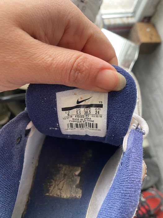 Nike маратонки 38,5 размер