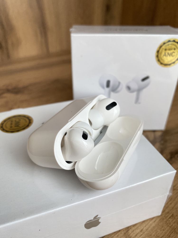 AirPods Pro в хорошем исполнении !