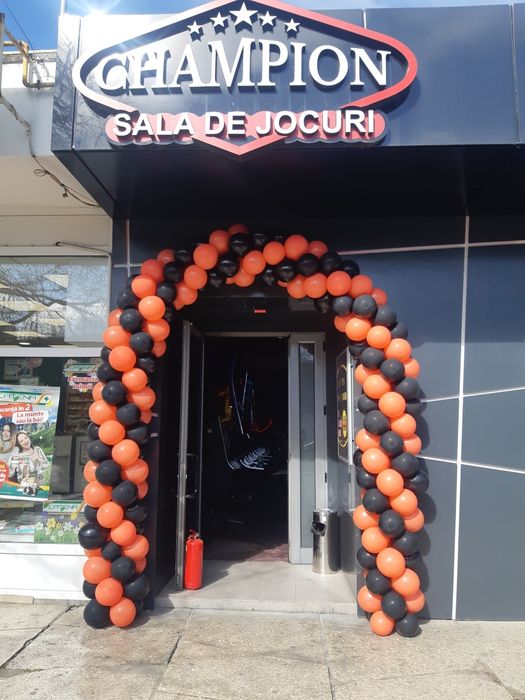 Arcade baloane cu heliu