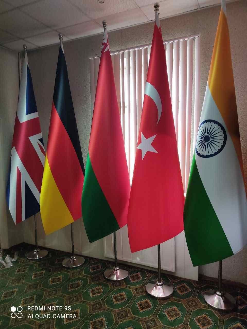 Флаги  все виды  bayroq  hama turi bor