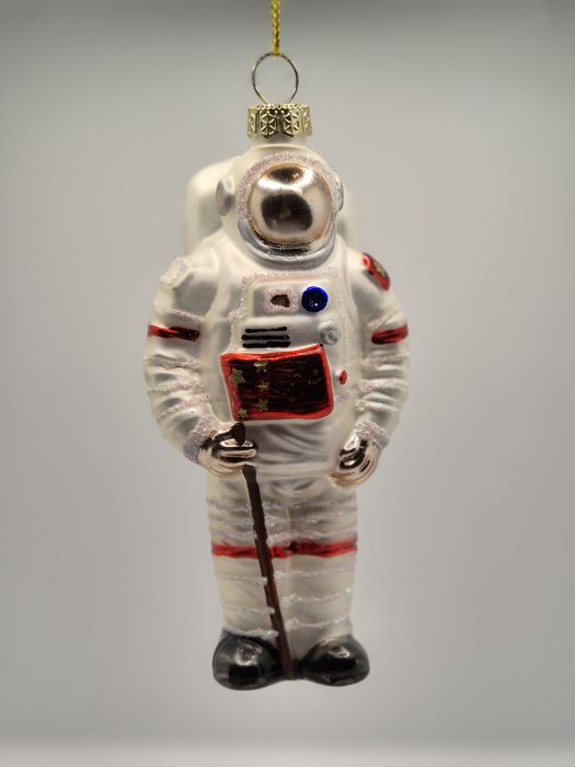 Елочные игрушки, новые