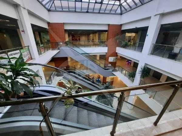 Дава се под наем Магазин в Пловдив, Център - 35 кв.м за 229.5 € - Снимка #2