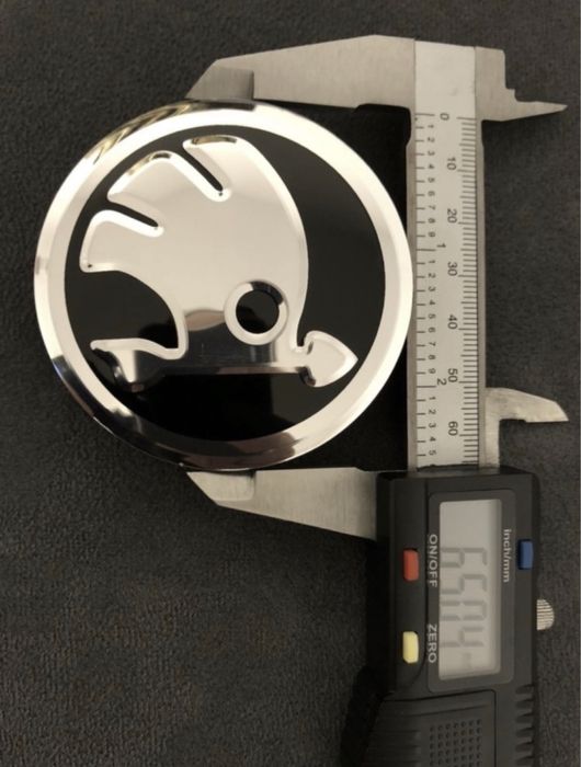 Embleme fata spate 90 80 mm argintiu negru Skoda Octavia 1 Fabia 1