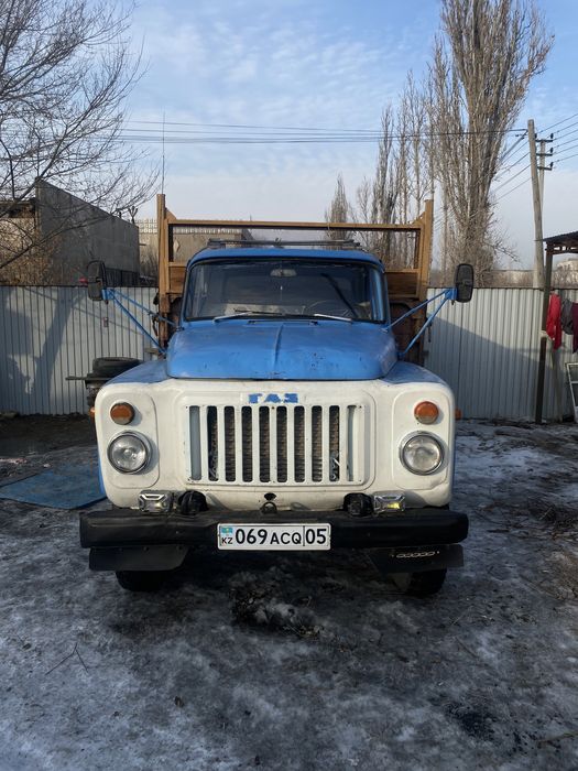 Газ 53 на ходу