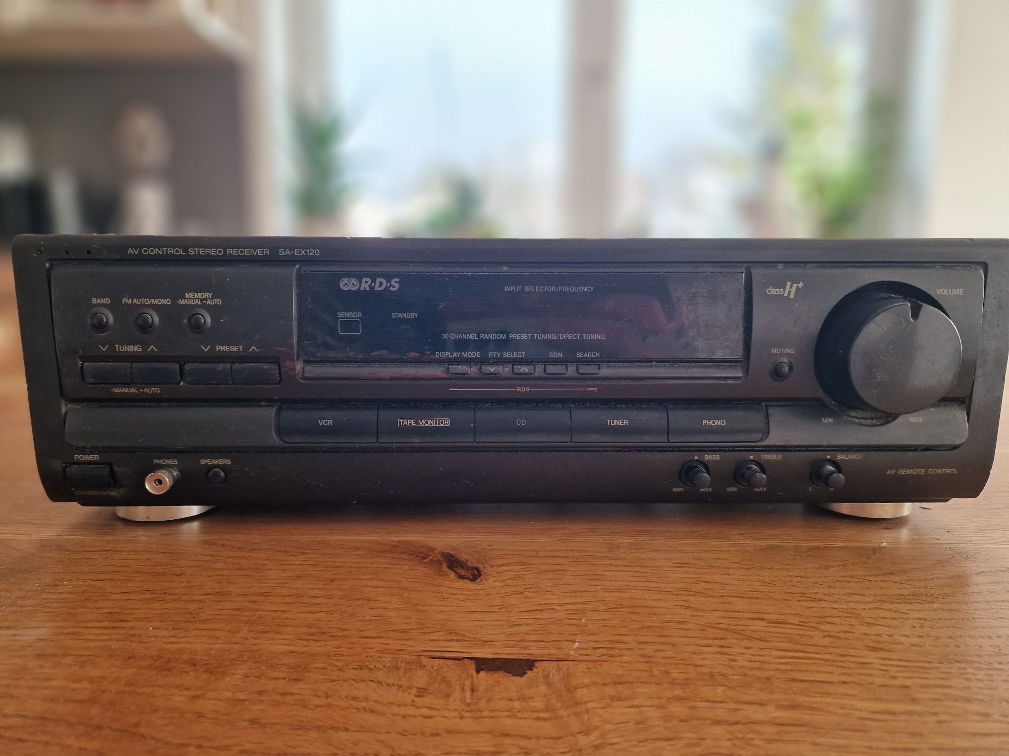 2 бр Усилватели Onkyo A8630 и Technics SA- EX 120
