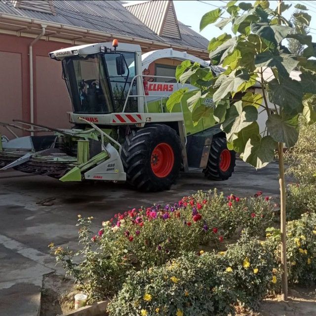 Комбайн ягуар 850 комплект сотилади.