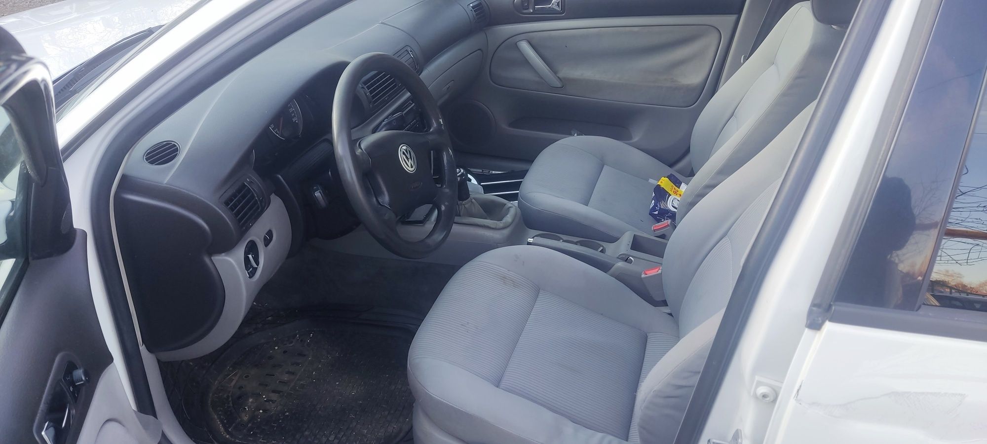 VW Passat 5 1.9 На части