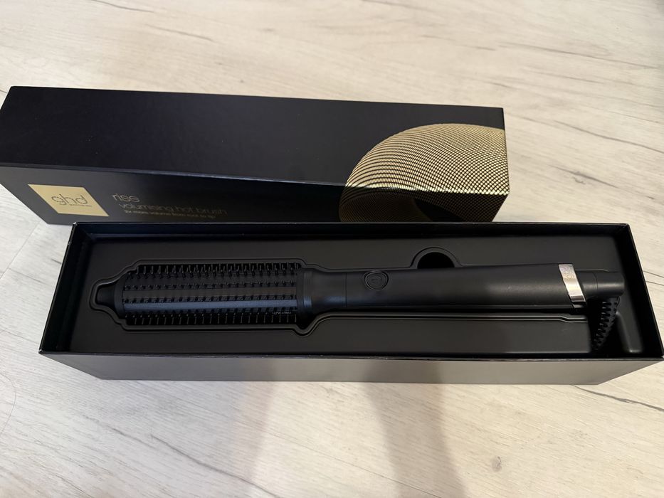 Чисто нова маша GHD Rise