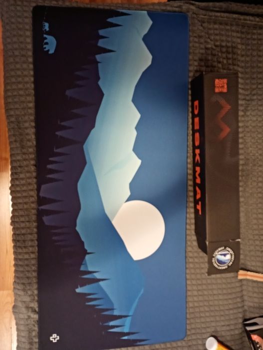 Vând deskmat mousepad QwertyKey nou waterproof
