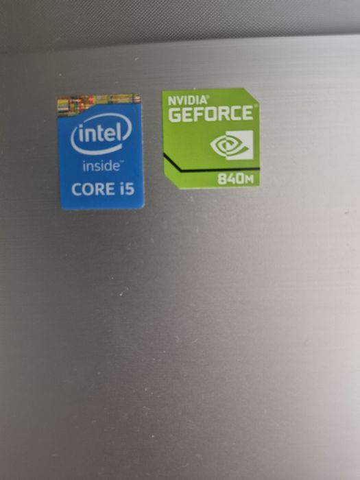 Vând laptop asus sau schimb