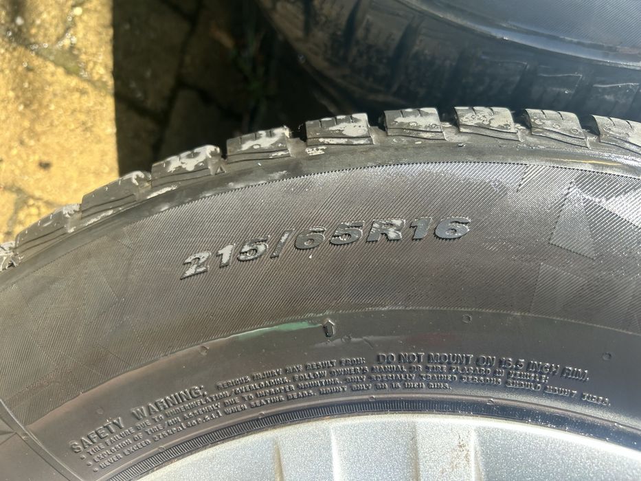 Cauciucuri R16 Suv + Jante Si Capace Originale !