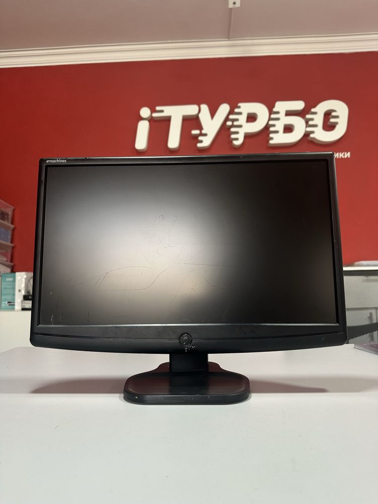 Продается монитор eMachines E200HV