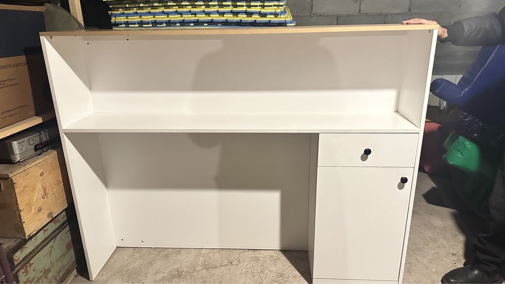 Продается ресепшн