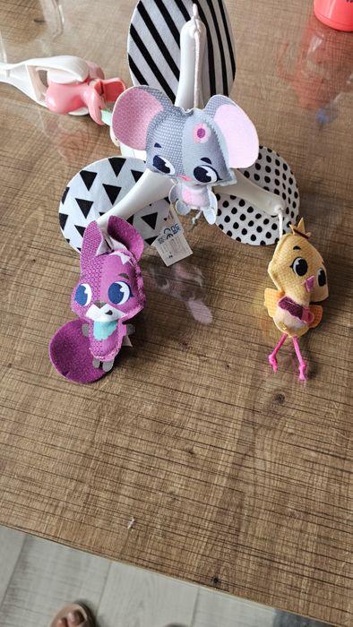 Въртележка за легло,количка Tiny Love Take-Along Mobile Tiny Princess