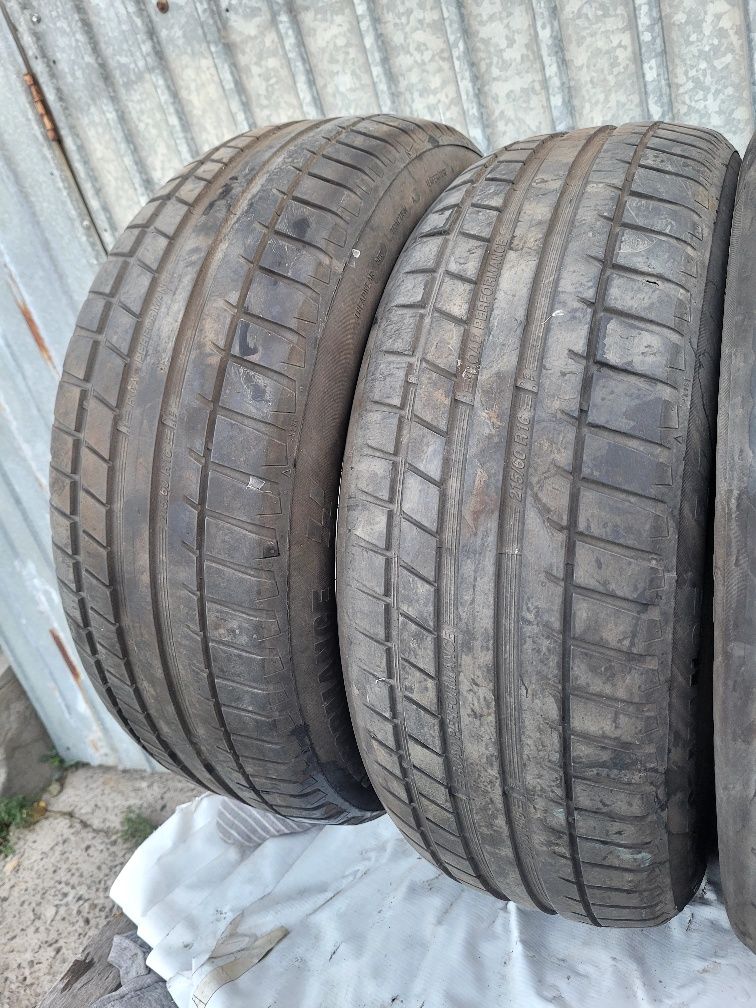 Продам шины 215/60 R16