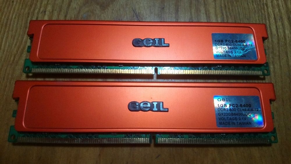 Memorii GEIL DDR2 800 2x1GB Dual Channel