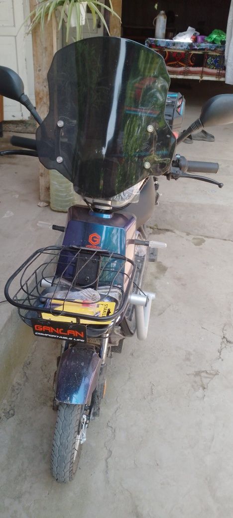 Elektro skuter 72