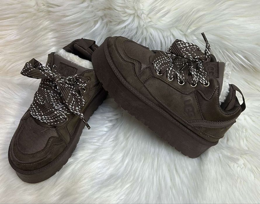 Ghete ugg dama imblanite