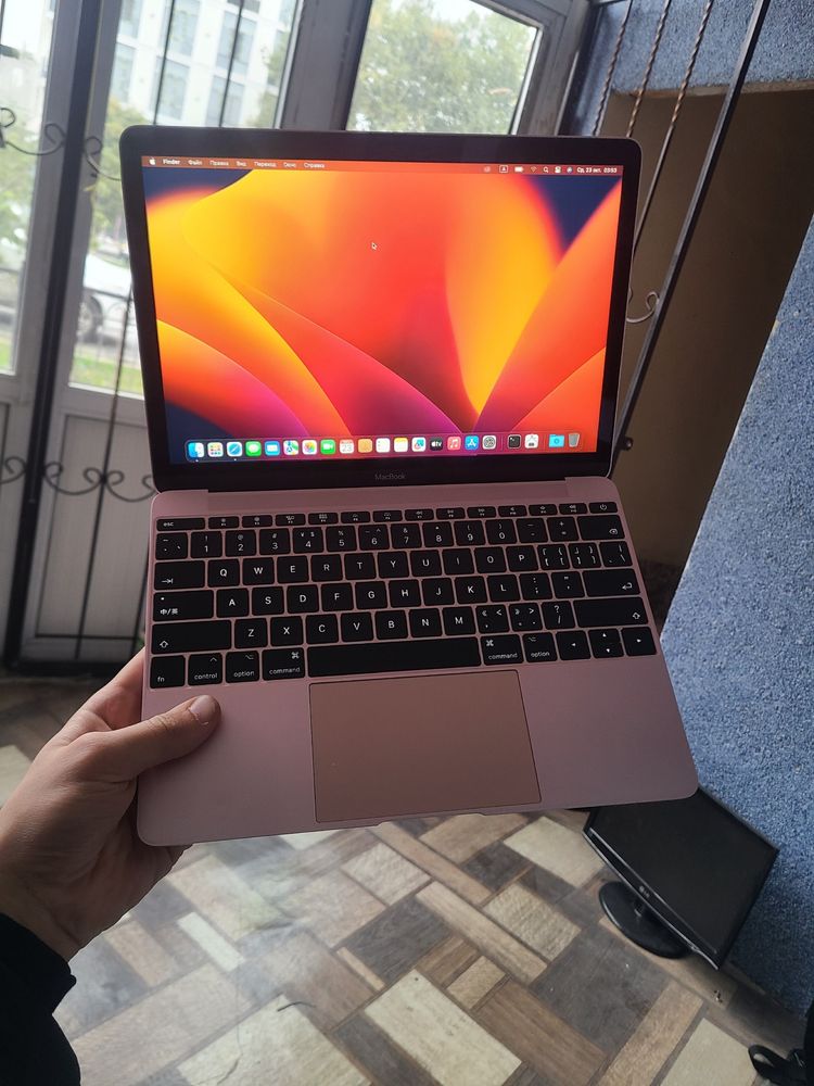 Macbook 2017 состояние хорошее