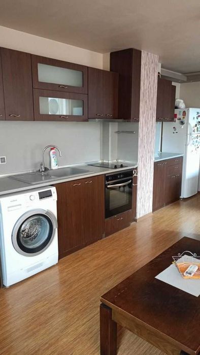 Дава се под наем Двустаен апартамент в Пловдив, Младежки Хълм - 46 кв.м за 450 € - Снимка #2