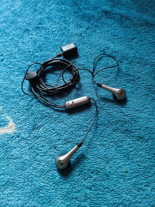 Căști Sony Ericsson